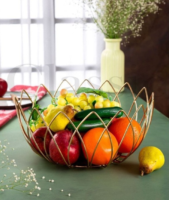 سبد میوه خوری سینوا با کف چوبی و بدنه طلایی طرح لاله